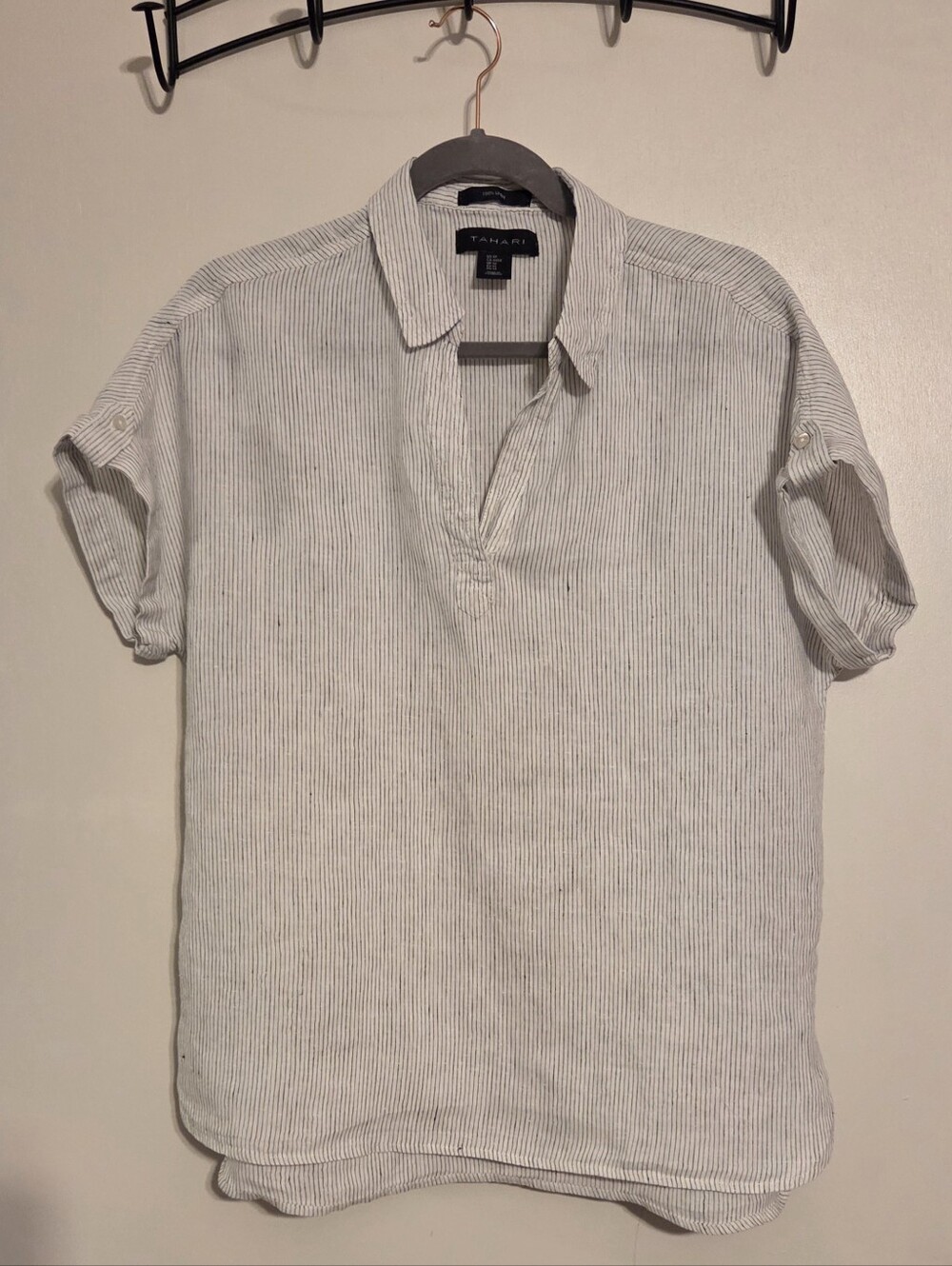 Tahari Linen Tunic Top Medium White Gray Pinstripe Cap Sleeve Pullover C10